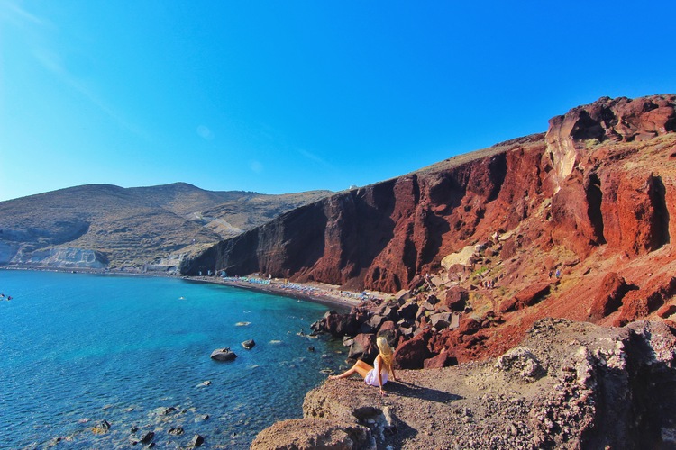 couples coordinates how to get to santorini red beach