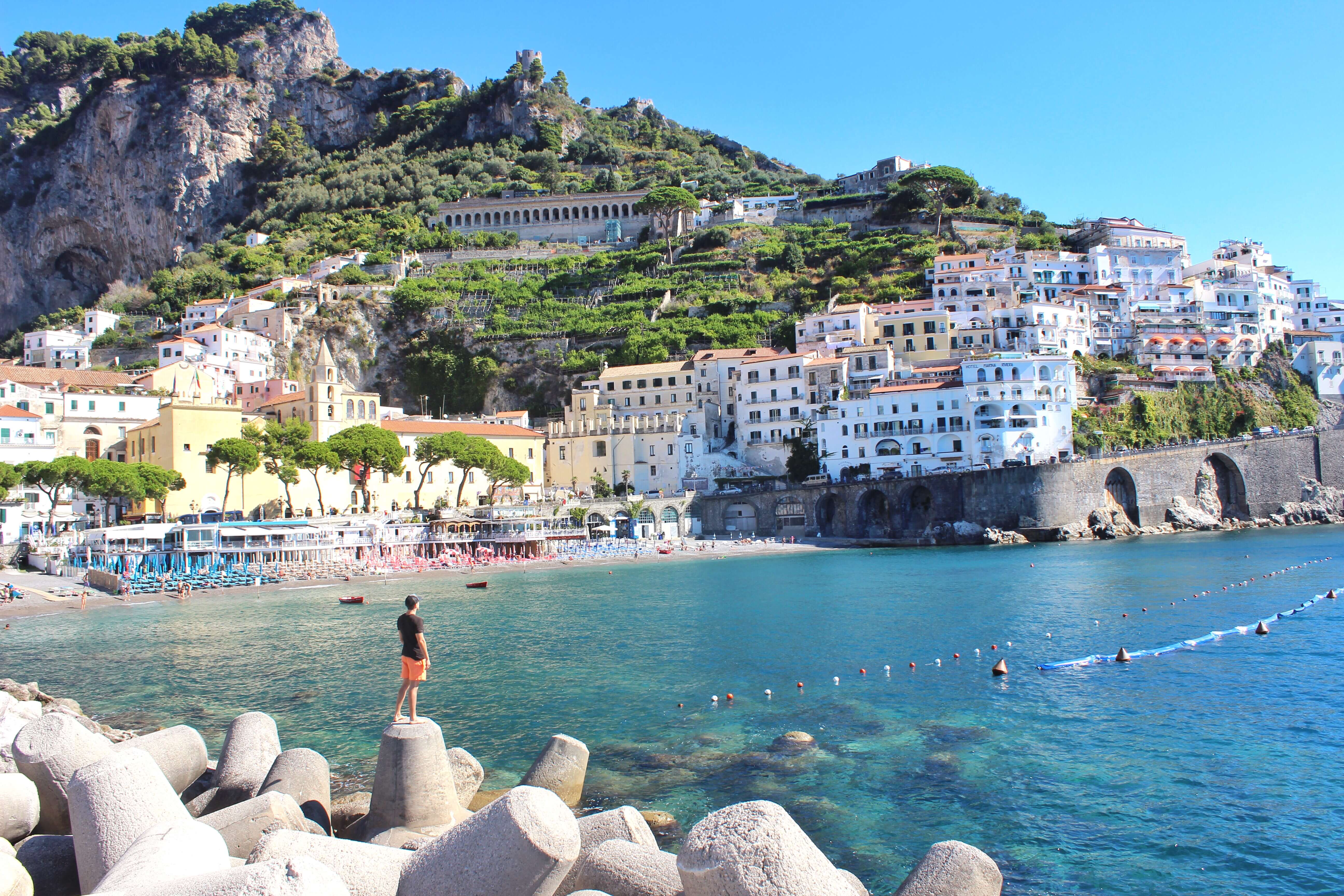 couples_coordinates_5_romantic_places_for_couples_on_the_amalfi_coast