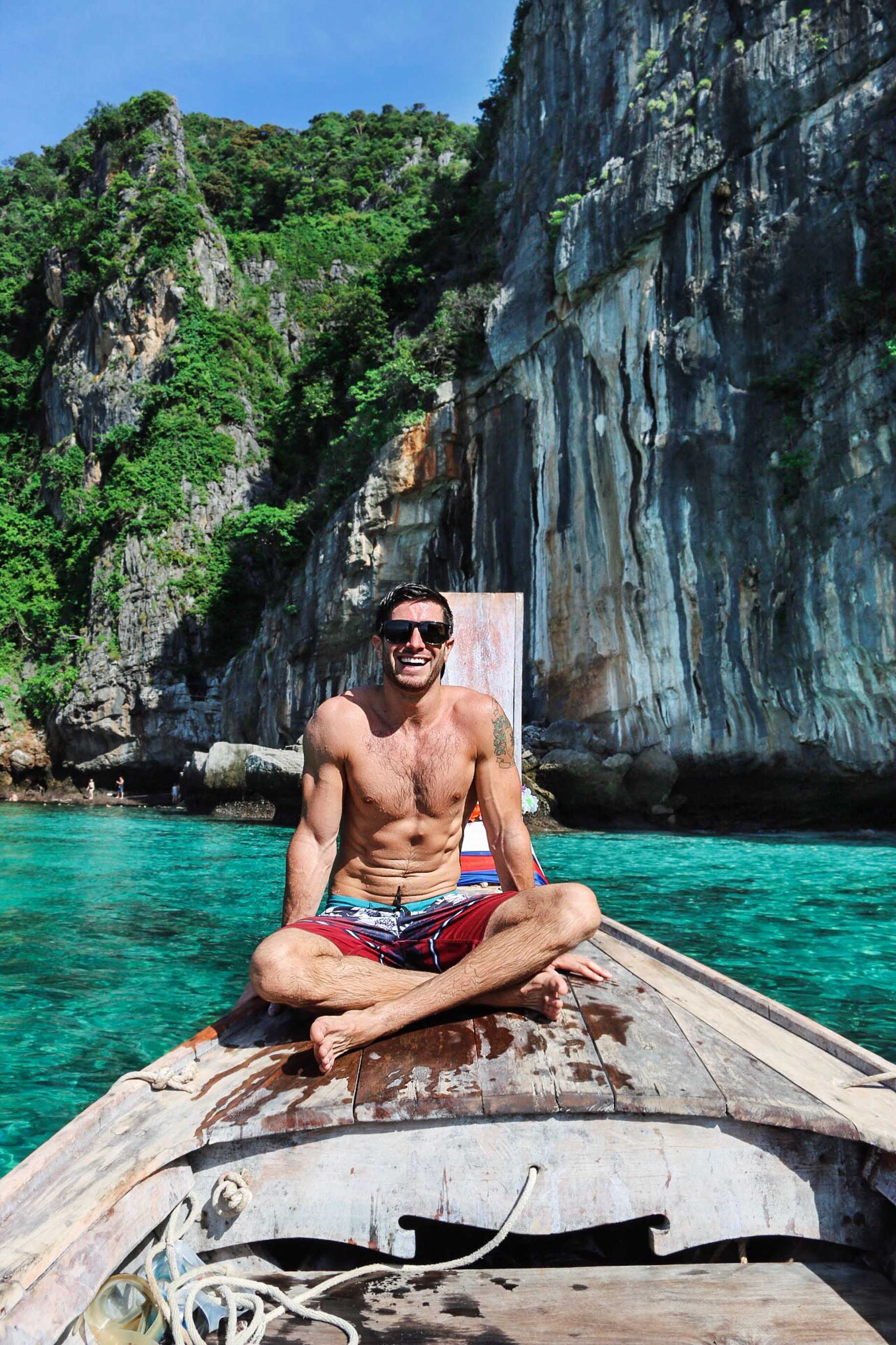 couples coordinates why you should travel solo at least once in your life koh phi phi