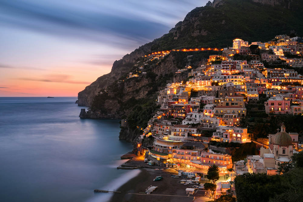 Couples travel guide positano