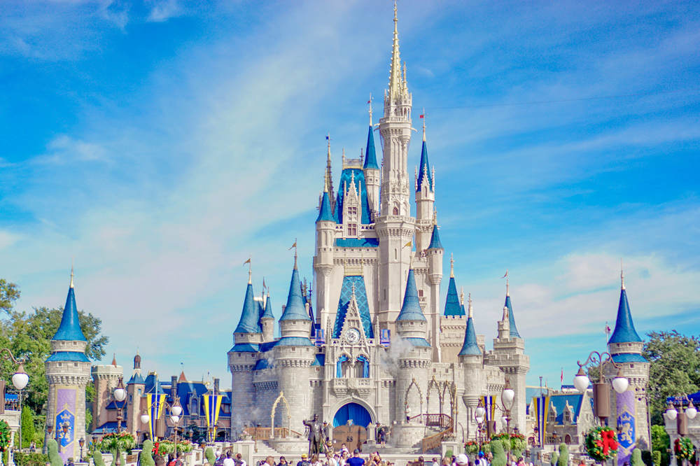 How to become a disney travel agent